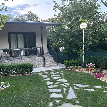 Ваканционна къща Sea House 3 *